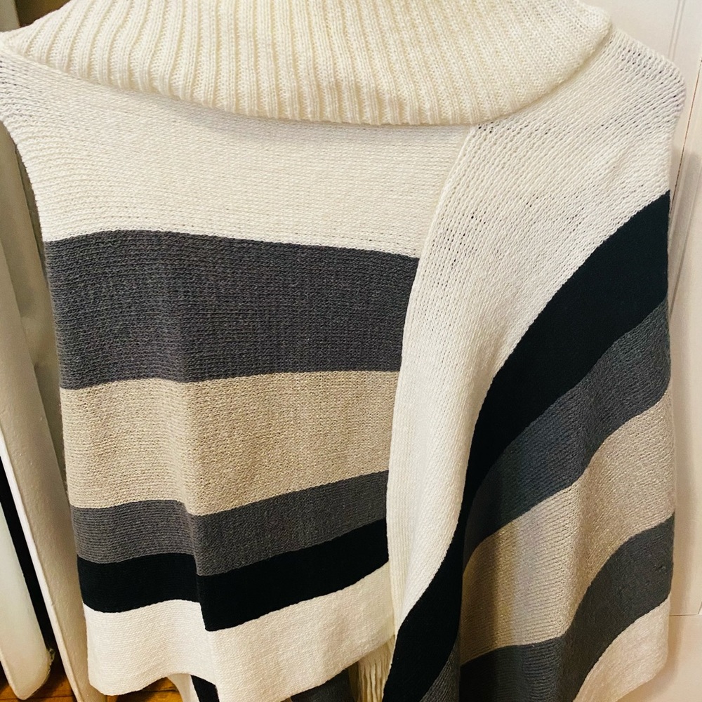 Beautiful sparkly shrug/poncho